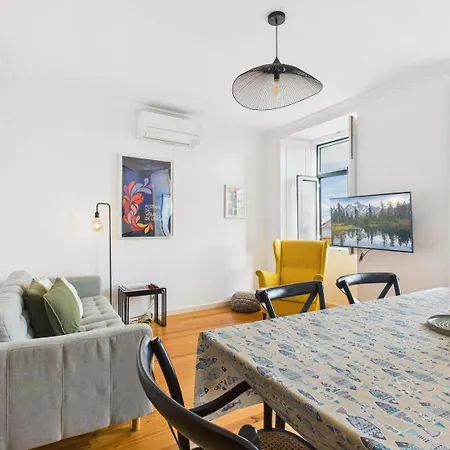 Bright 2br W/ Tagus View | By Airnest Apartamento