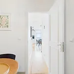 アパート Bright 2br W/ Tagus View | By Airnest
