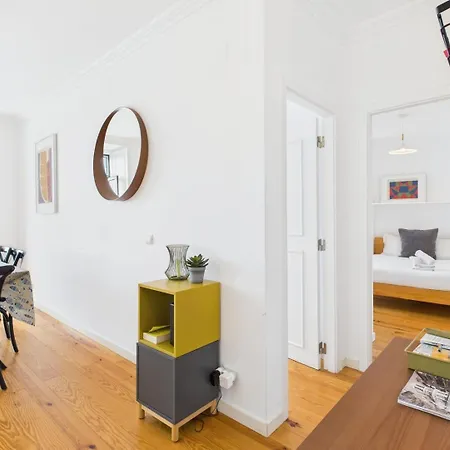 Bright 2br W/ Tagus View | By Airnest *